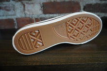 Load image into Gallery viewer, Converse One Star Pro OX incensed/white/black