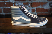 Load image into Gallery viewer, Vans Skate Sk8-Hi navy/white