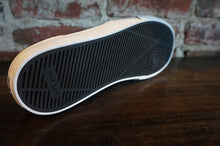 Load image into Gallery viewer, Warsaw Chapter black/white