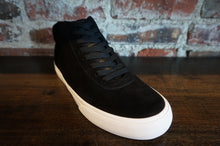 Load image into Gallery viewer, Warsaw Chapter Mid black/white