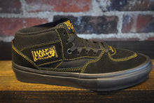 Load image into Gallery viewer, Vans Skate Half Cab black/mustard