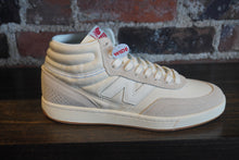 Load image into Gallery viewer, NB Numeric 440 High v2 grey/white