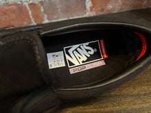 Load image into Gallery viewer, Vans Skate Slip On Blackout
