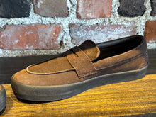 Load image into Gallery viewer, Vans Skate Loafer suede brown/black