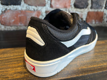 Load image into Gallery viewer, Vans Rowan Z3 black/white/red