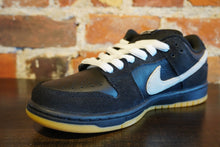 Load image into Gallery viewer, Nike SB Dunk Low Pro HF3704-003 and HF3704-100

