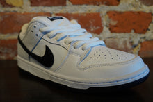 Load image into Gallery viewer, Nike SB Dunk Low Pro HF3704-003 and HF3704-100
