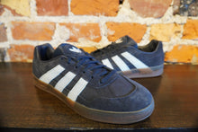 Load image into Gallery viewer, Adidas Aloha Super JH8137
