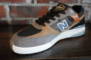 NB Numeric Andrew Reynolds 933