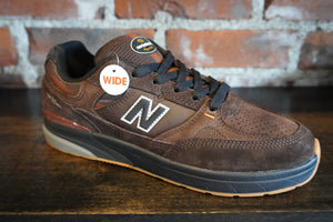 NB Numeric Andrew Reynolds 933