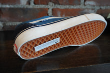 Load image into Gallery viewer, Vans Skate Old Skool navy/white
