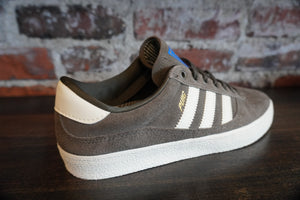 Adidas Puig Indoor JQ1115