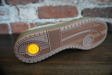 Load image into Gallery viewer, Adidas Tyshawn II GREEN JQ1132
