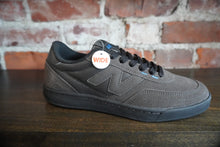 Load image into Gallery viewer, NB Numeric 440 V2 black/black NM440W02
