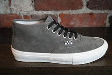 Load image into Gallery viewer, Vans Authentic Mid pewter
