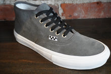 Load image into Gallery viewer, Vans Authentic Mid pewter
