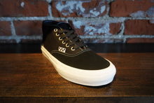 Load image into Gallery viewer, Vans Skate Authentic Mid black/white
