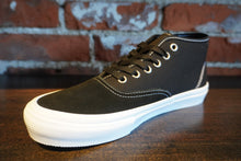 Load image into Gallery viewer, Vans Skate Authentic Mid black/white
