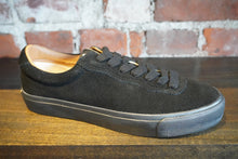 Load image into Gallery viewer, VM001-Suede-black/black LAST RESORT
