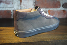 Load image into Gallery viewer, VM001-Mid-Suede grape magnet/black
