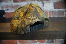 Load image into Gallery viewer, GX1000 camo hat Bomb Hills

