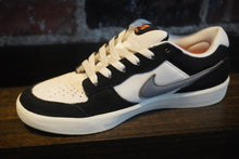 Load image into Gallery viewer, Nike SB Force 58 black/cool grey
