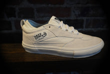 Load image into Gallery viewer, Vans Skate Safe Low blanc de blanc
