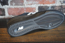 Load image into Gallery viewer, NB Numeric 272 black/white
