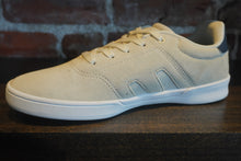 Load image into Gallery viewer, Emerica Seneca creme
