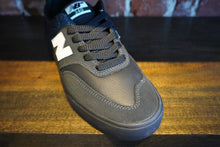 Load image into Gallery viewer, NB Numeric 340 black/white
