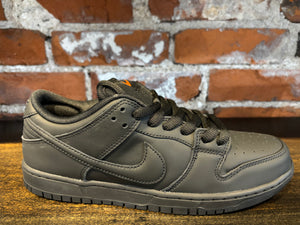 Nike SB Dunk Low Pro "triple black" FJ1674-001