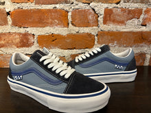 Load image into Gallery viewer, Vans Skate Old Skool Elijah Berle vintage blue
