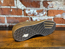 Load image into Gallery viewer, NB Numeric 440 V2 black/black  UN440BVU
