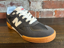 Load image into Gallery viewer, NB Numeric Tom Knox 600 grey/white
