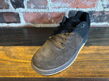 Load image into Gallery viewer, Nike SB Paul Rodriguez Zoom Air Low black/black
