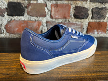 Load image into Gallery viewer, Vans Skate Curren Caples 2-tone blue
