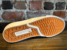 Load image into Gallery viewer, Vans Skate Curren Caples 2-tone blue
