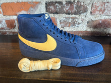 Load image into Gallery viewer, Nike SB Zoom Blazer Mid coastal blue
