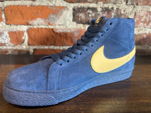 Load image into Gallery viewer, Nike SB Zoom Blazer Mid coastal blue
