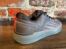 Load image into Gallery viewer, Nike SB Zoom Nyjah 4 cool grey
