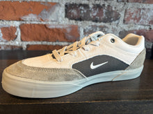 Load image into Gallery viewer, Nike SB Malor light bone
