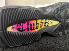 Load image into Gallery viewer, Nike SB Air Max 95' WCP IQ8395-100
