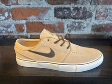 Load image into Gallery viewer, Nike SB Janoski OG+ tan
