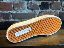 Load image into Gallery viewer, Vans Skate Authentic Mid obsidian fern
