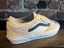 Load image into Gallery viewer, Vans Skate Rowley marshmallow/black
