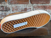 Load image into Gallery viewer, Vans Skate AVE classic vintage cocoa
