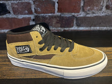 Load image into Gallery viewer, Vans Skate Half Cab olive/brown
