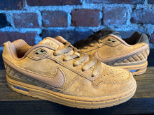 Load image into Gallery viewer, Nike SB P-Rod Zoom Air Low lt. tan
