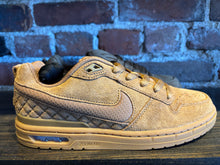 Load image into Gallery viewer, Nike SB P-Rod Zoom Air Low lt. tan
