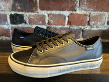 Load image into Gallery viewer, Vans Skate AVE Classic x FA black leather
